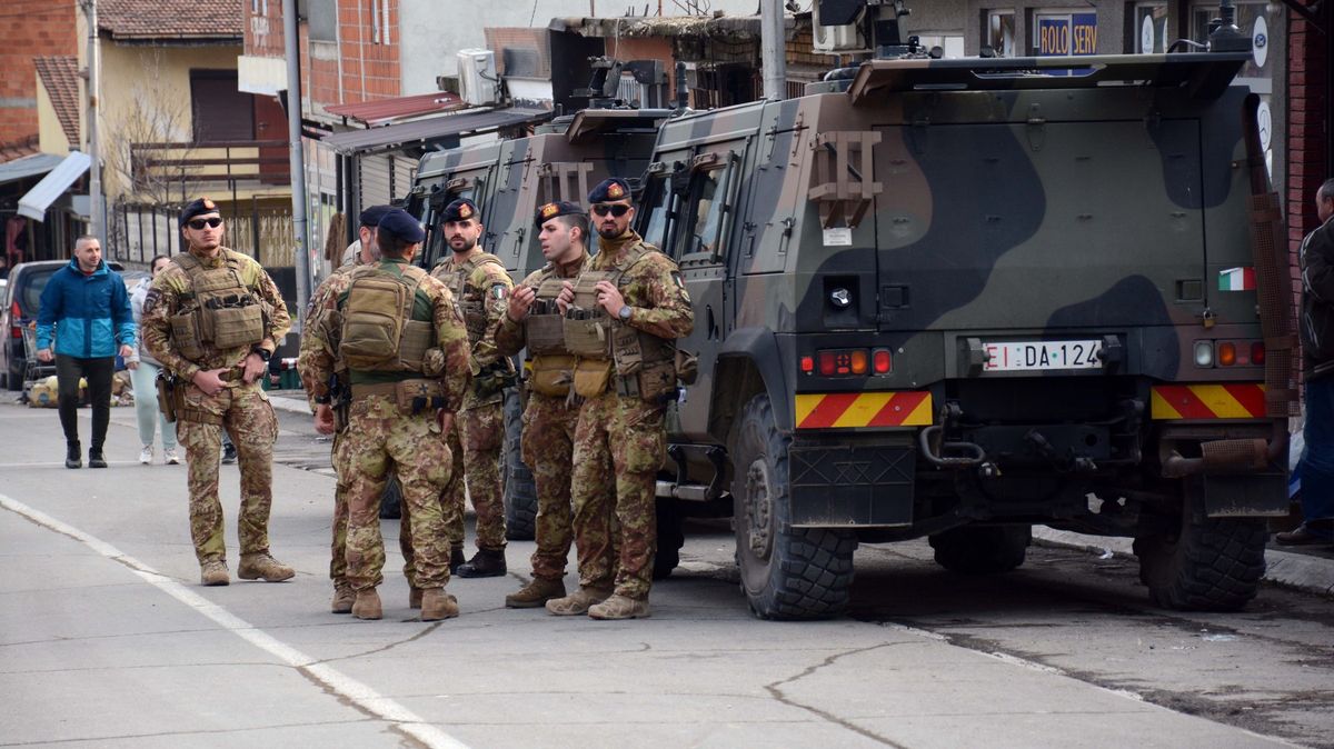 Srbské síly se do Kosova nevrátí, rozhodlo NATO